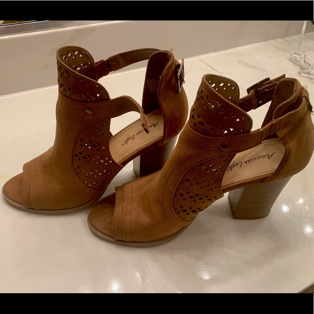 American Eagle boots